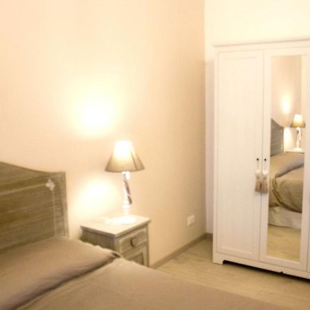 ローマ フォスカリ　ハウス Bed & Breakfast エクステリア 写真