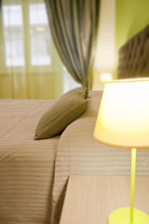 ローマ フォスカリ　ハウス Bed & Breakfast 部屋 写真