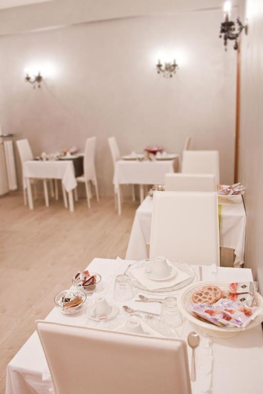 ローマ フォスカリ　ハウス Bed & Breakfast エクステリア 写真